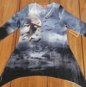 Holiday Traditions Long-Sleeve V-Neck Witch & Bats Graphic Top